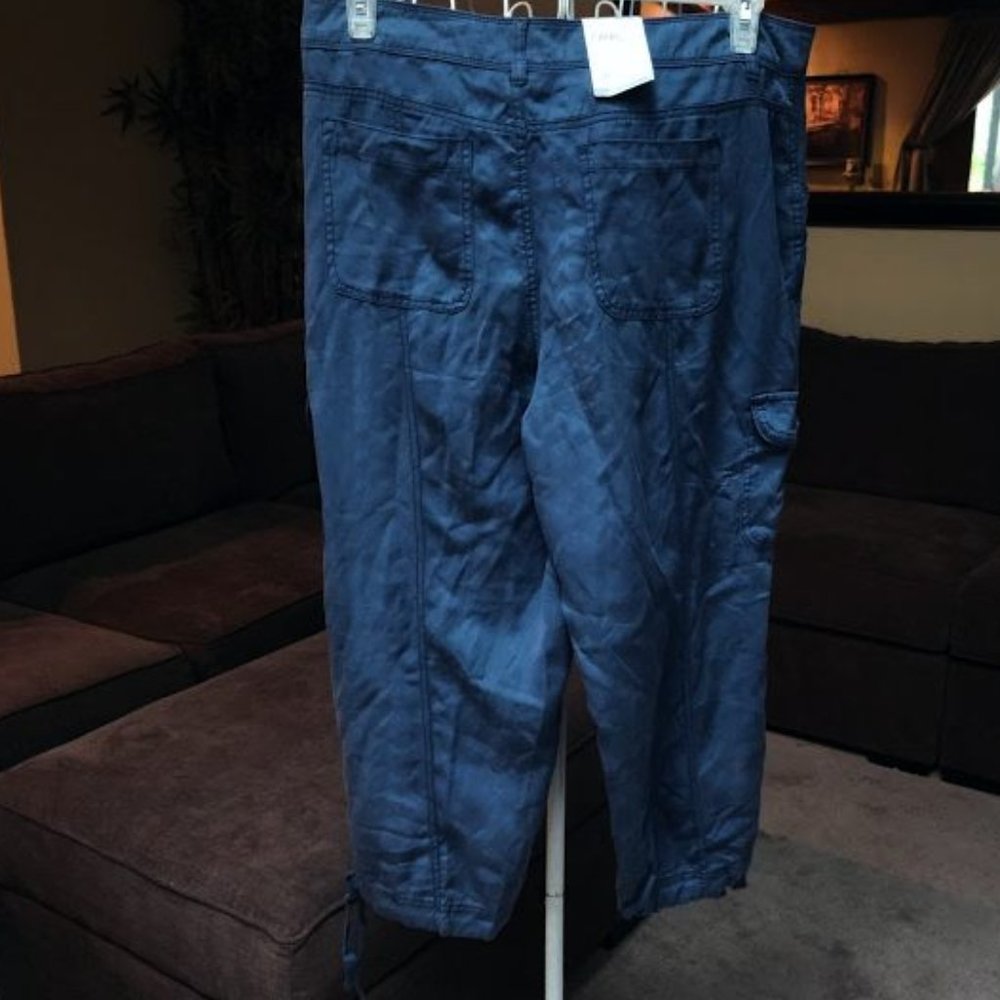 NWT Style & Co sz 16 blue mid rise capris - Picture 2 of 3